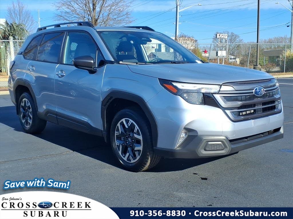 2025 Subaru Forester Premium Crossover AWD