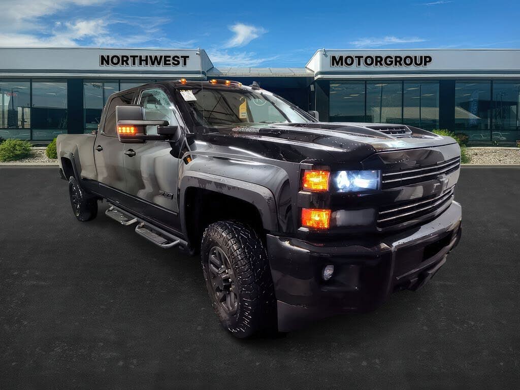 2018 Chevrolet Silverado 2500HD LT Crew Cab 4WD