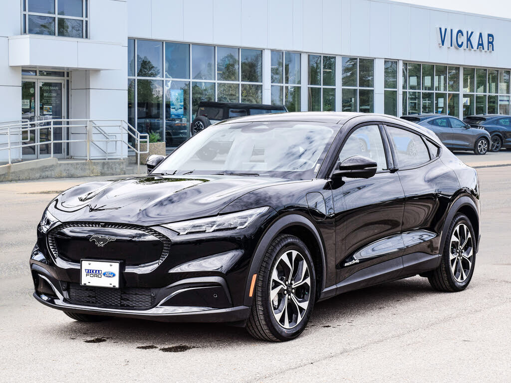 Ford Mustang Mach-E Select AWD 2025
