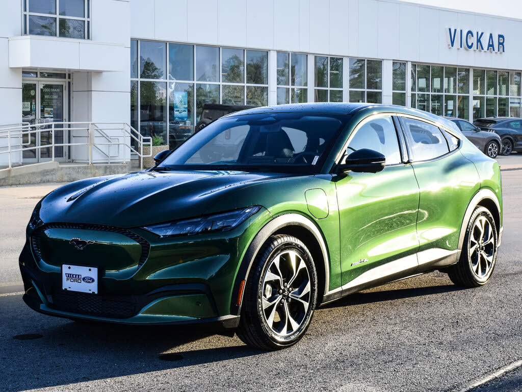 Ford Mustang Mach-E Select AWD 2025