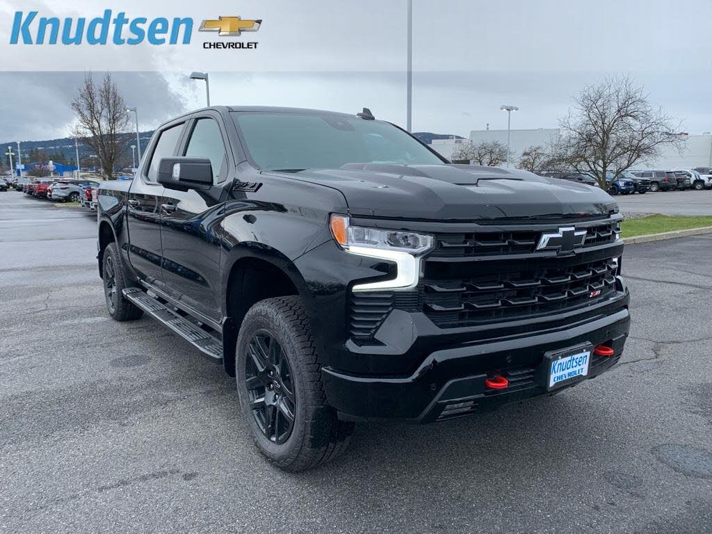 2026 Chevrolet Silverado 1500 LT Trail Boss Crew Cab 4WD