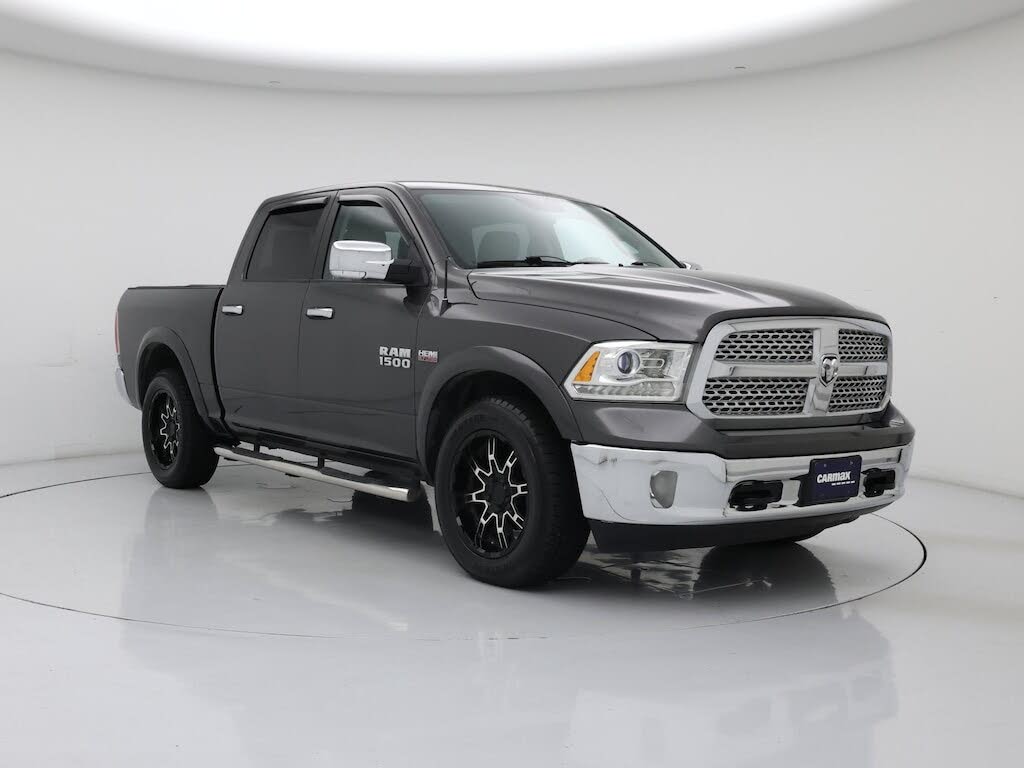 2015 RAM 1500 Laramie Crew Cab 4WD