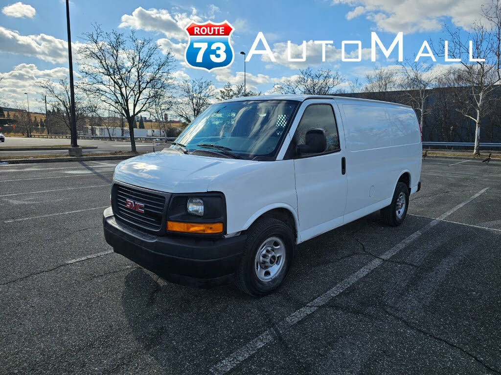 2017 GMC Savana Cargo 2500 RWD