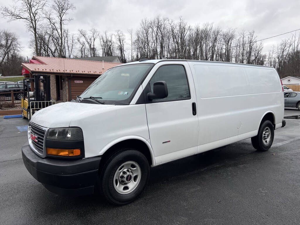 2018 GMC Savana Cargo 2500 Extended RWD
