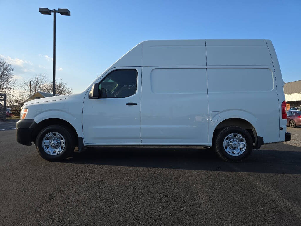 2020 Nissan NV Cargo 2500 HD SV V8 RWD