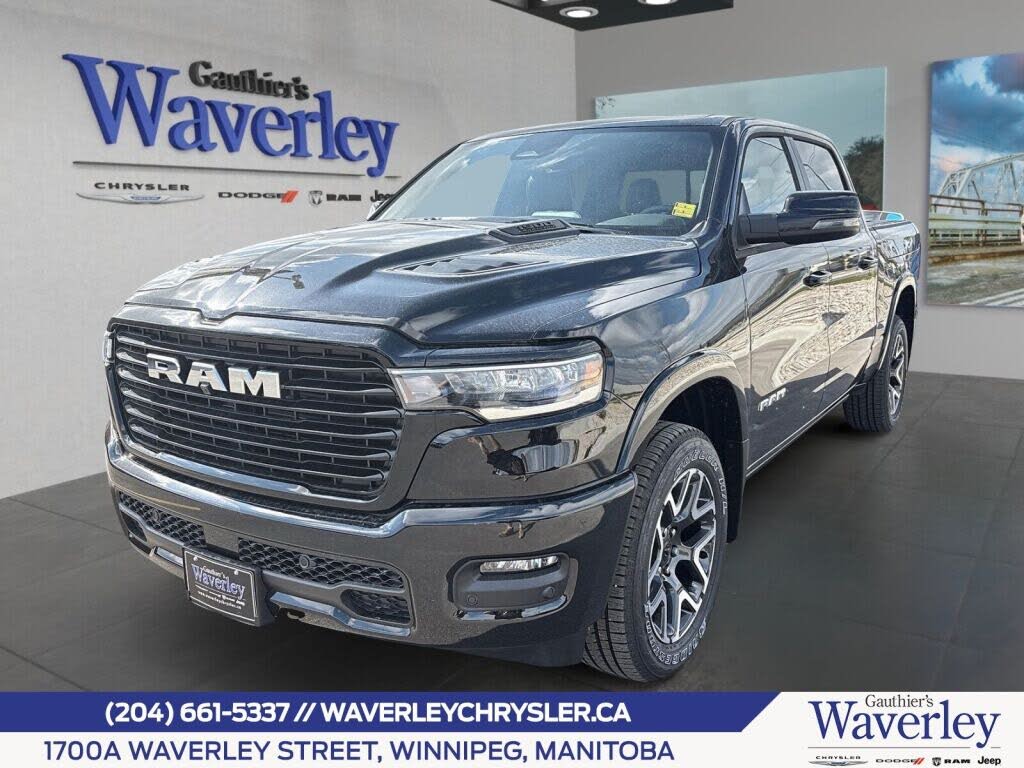 RAM 1500 Laramie Crew Cab 4WD 2026