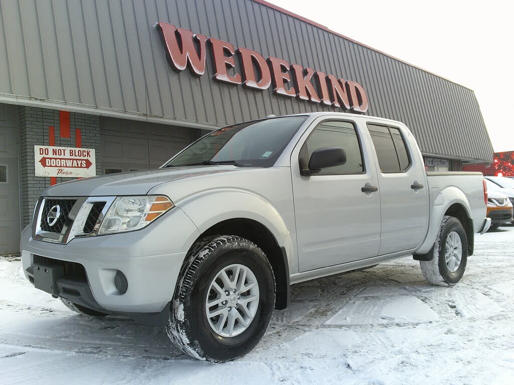 2018 Nissan Frontier SV V6 Crew Cab 4WD