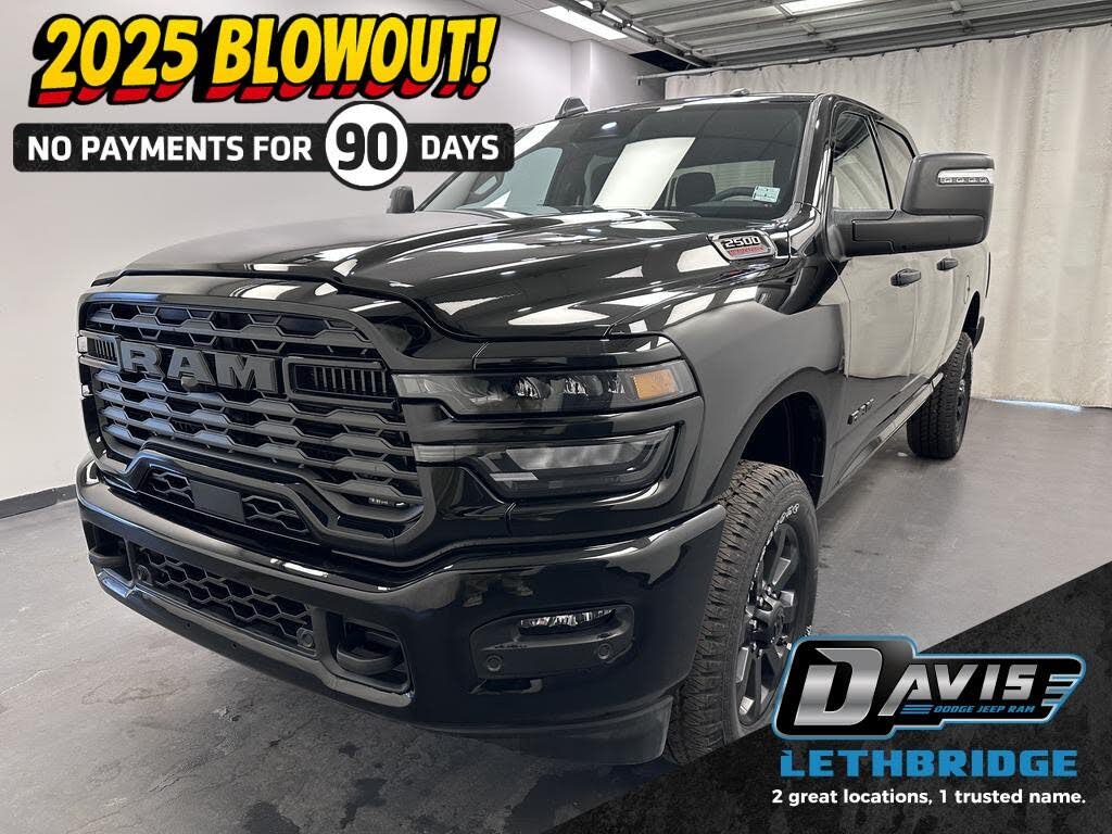 2025 RAM 2500 Big Horn Crew Cab 4WD