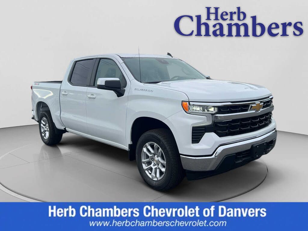 2026 Chevrolet Silverado 1500 LT Crew Cab 4WD