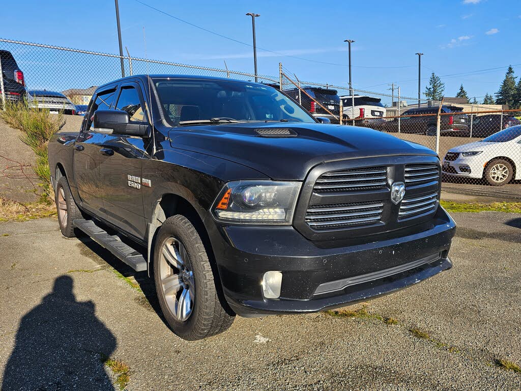 2015 RAM 1500 Sport Crew Cab 4WD