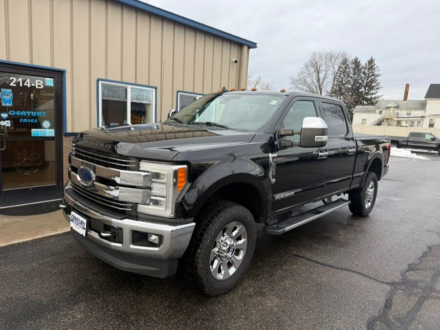 2019 Ford F-350 Super Duty Lariat Crew Cab 4WD