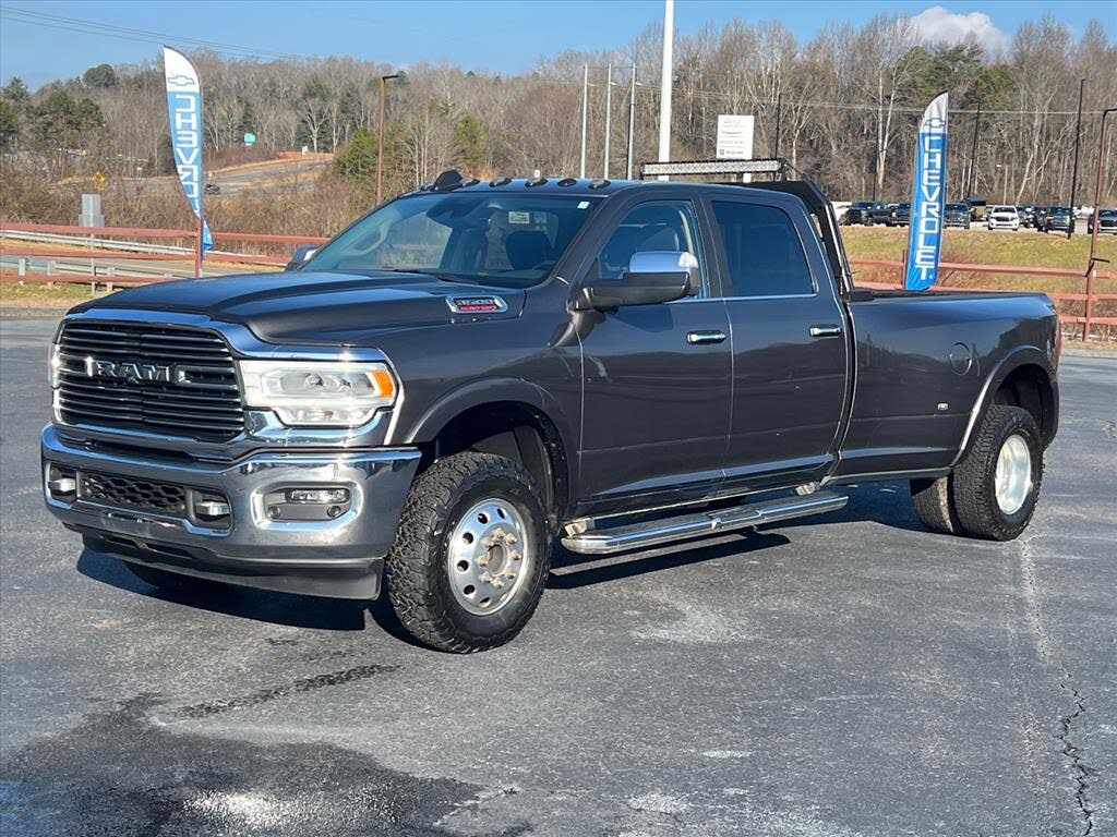 2020 RAM 3500 Laramie Crew Cab LB DRW 4WD