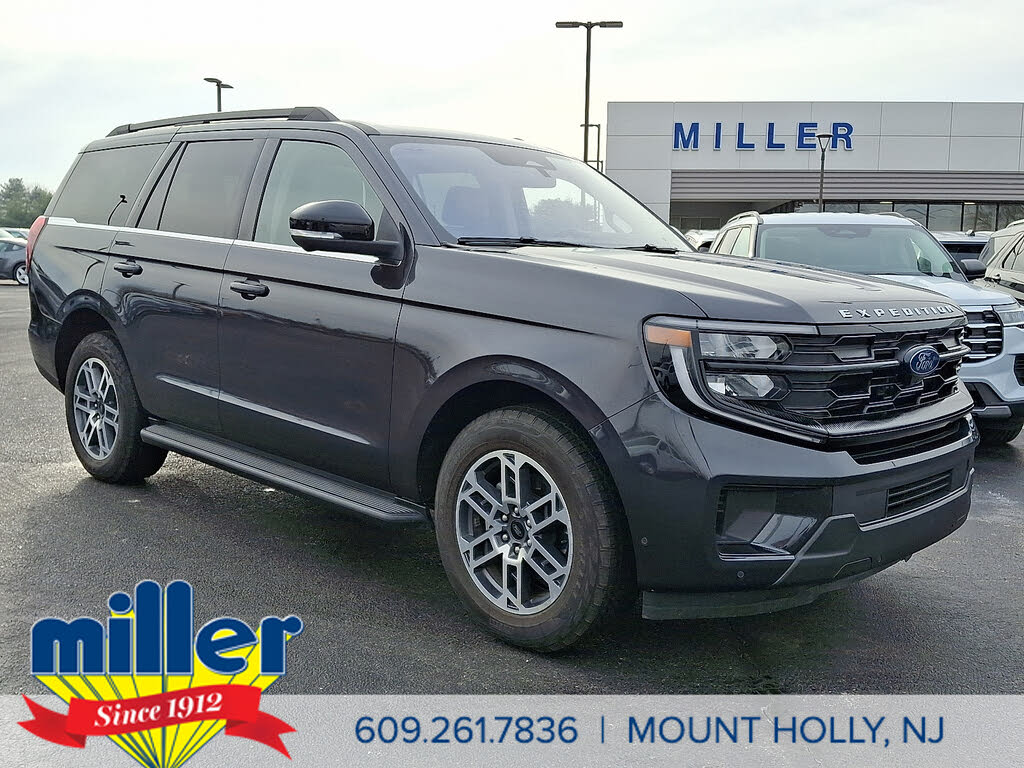 2025 Ford Expedition Active 4WD