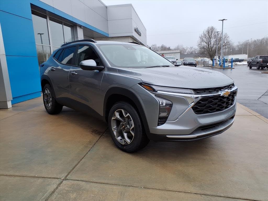 2026 Chevrolet Trax LT FWD