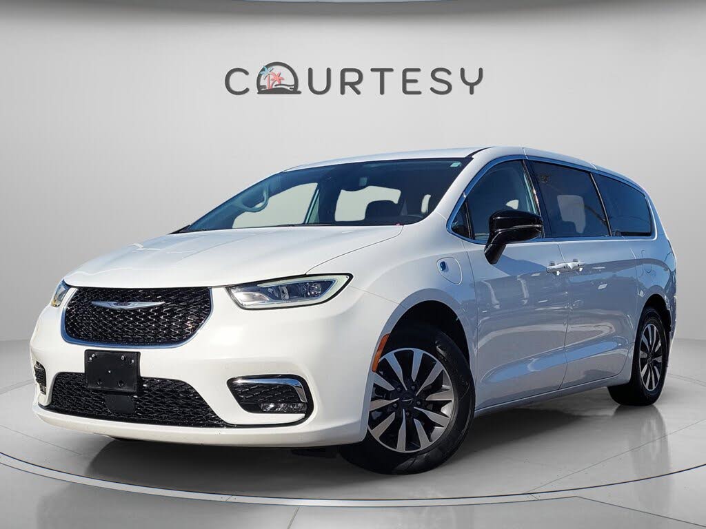 2024 Chrysler Pacifica Hybrid Select FWD