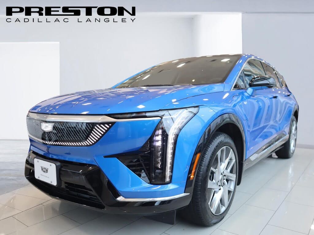 Cadillac OPTIQ Luxury 1 AWD 2025