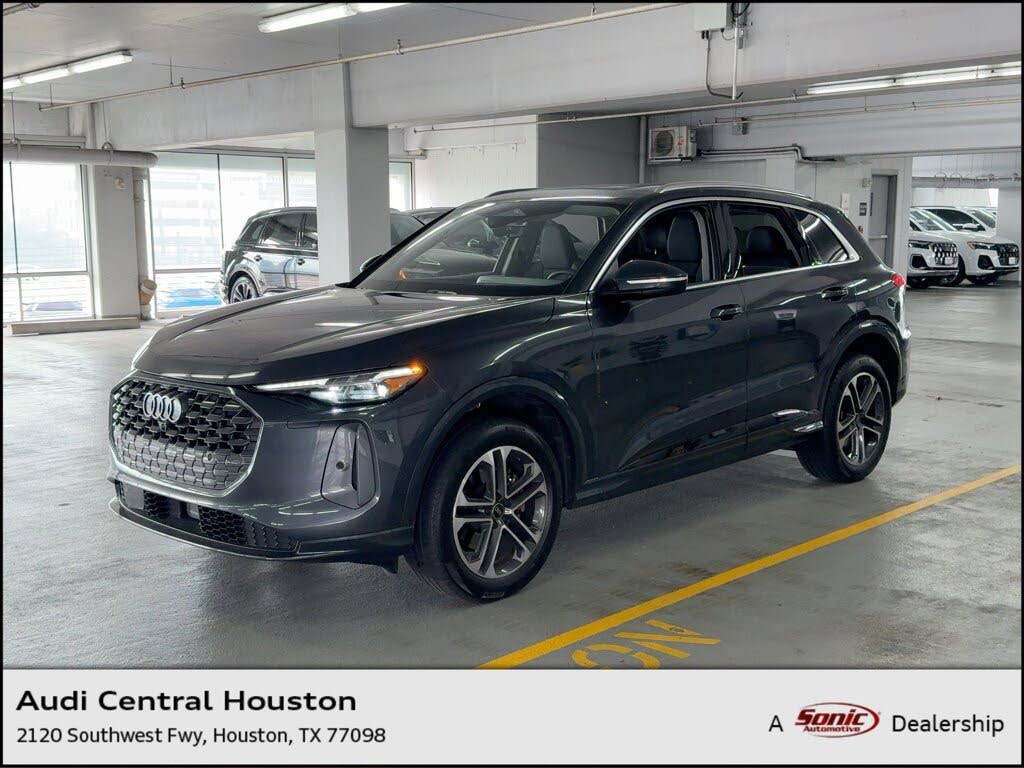 2025 Audi Q5 quattro Premium Plus 40 TFSI