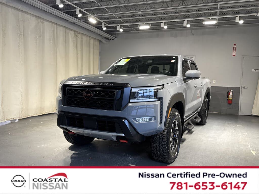 2022 Nissan Frontier PRO-4X Crew Cab 4WD