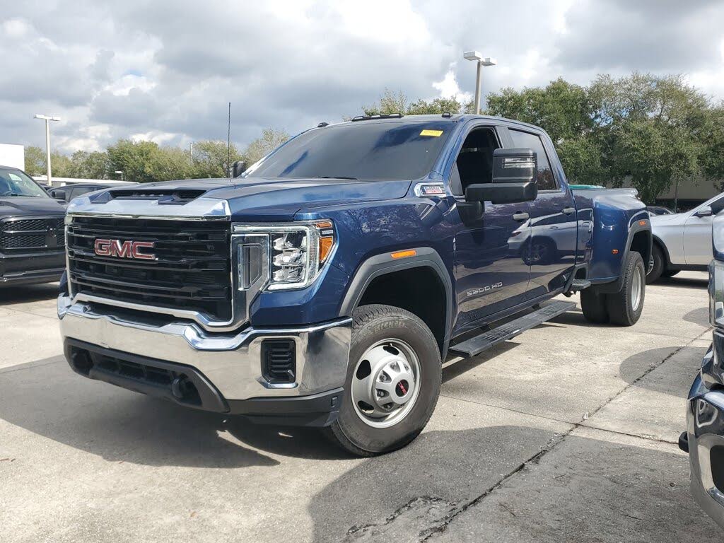2023 GMC Sierra 3500HD Pro Crew Cab 4WD
