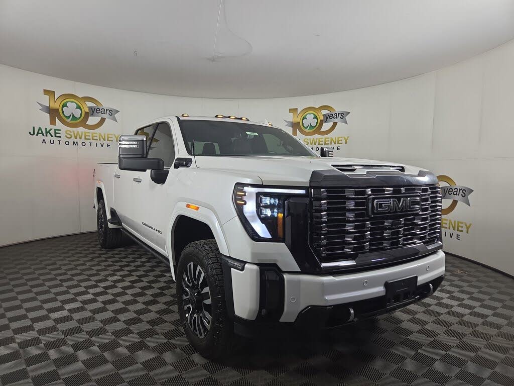 2024 GMC Sierra 2500HD Denali Ultimate Crew Cab 4WD