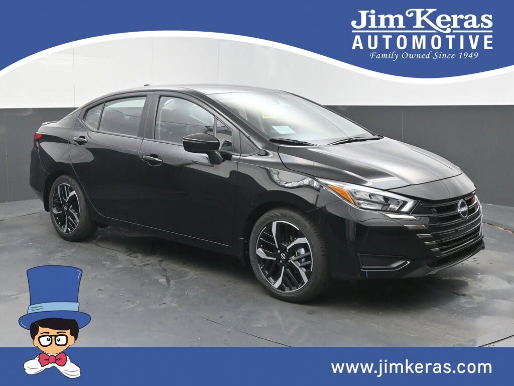 2025 Nissan Versa SR FWD