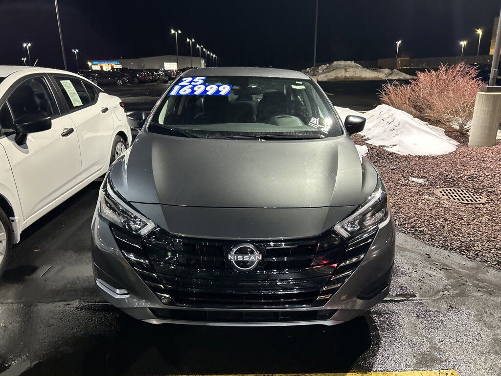 2025 Nissan Versa S FWD