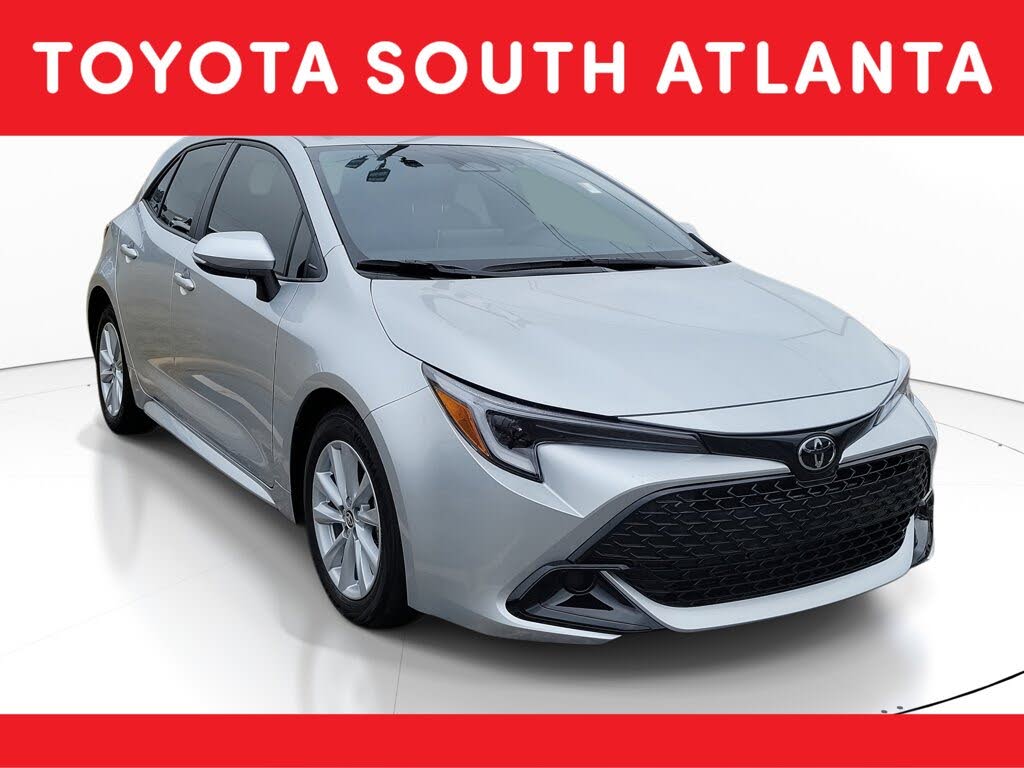 2025 Toyota Corolla Hatchback SE FWD