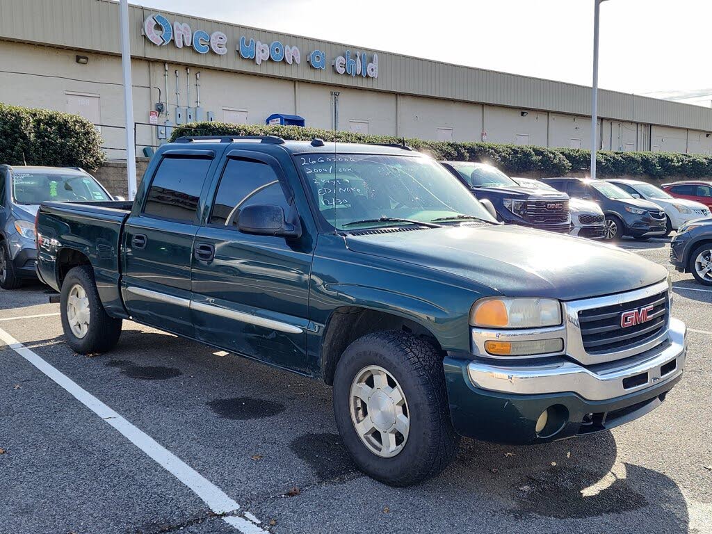 2004 GMC Sierra 1500 4 Dr SLT 4WD Crew Cab SB