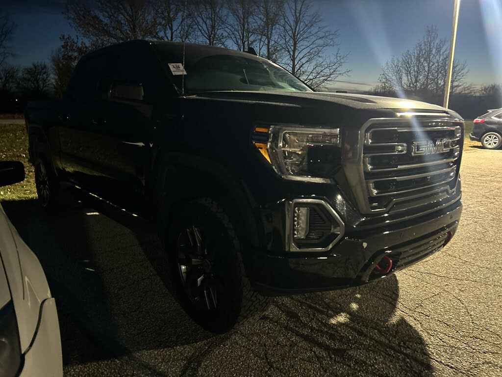 2021 GMC Sierra 1500 AT4 Crew Cab 4WD