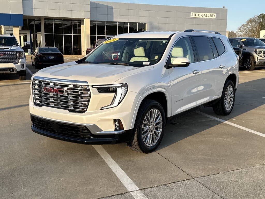 2024 GMC Acadia Denali FWD