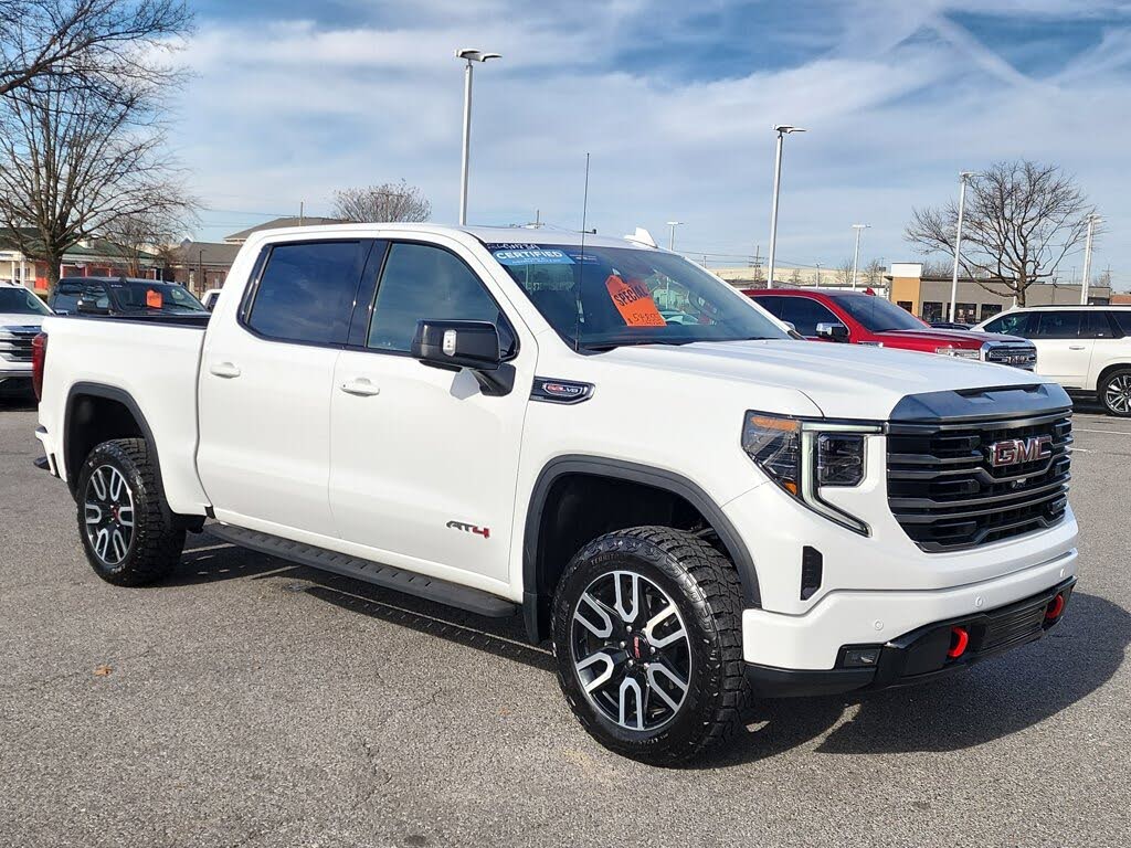 2024 GMC Sierra 1500 AT4 Crew Cab 4WD