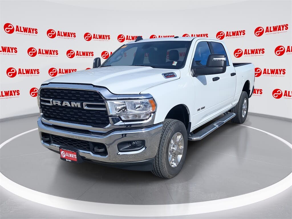 2024 RAM 2500 Big Horn Crew Cab 4WD