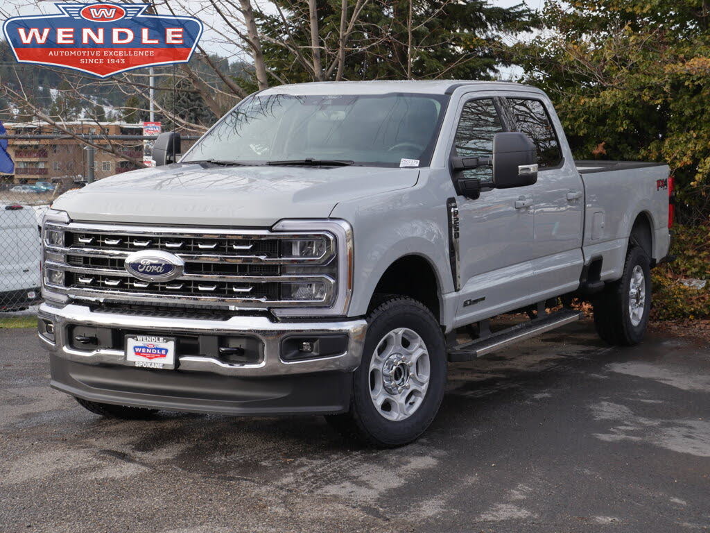 2026 Ford F-250 Super Duty XLT Crew Cab 4WD
