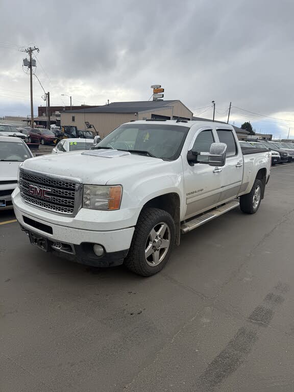 2012 GMC Sierra 2500HD Denali Crew Cab SB 4WD