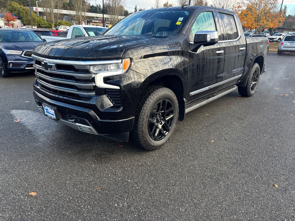 2024 Chevrolet Silverado 1500 High Country Crew Cab 4WD