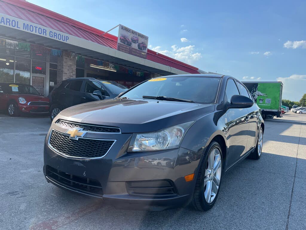 2011 Chevrolet Cruze LTZ Sedan FWD