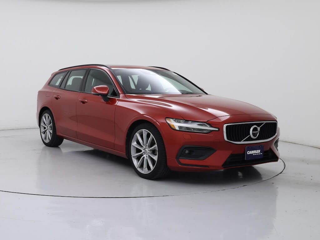 2020 Volvo V60 T5 Momentum FWD