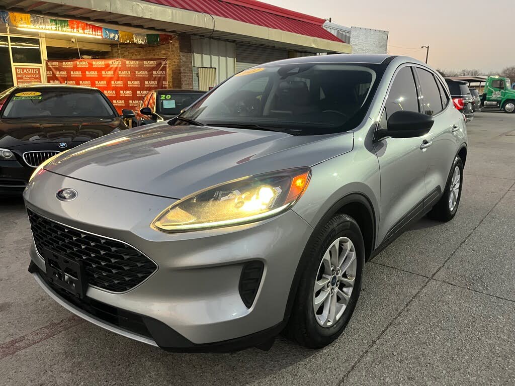 2022 Ford Escape SE FWD