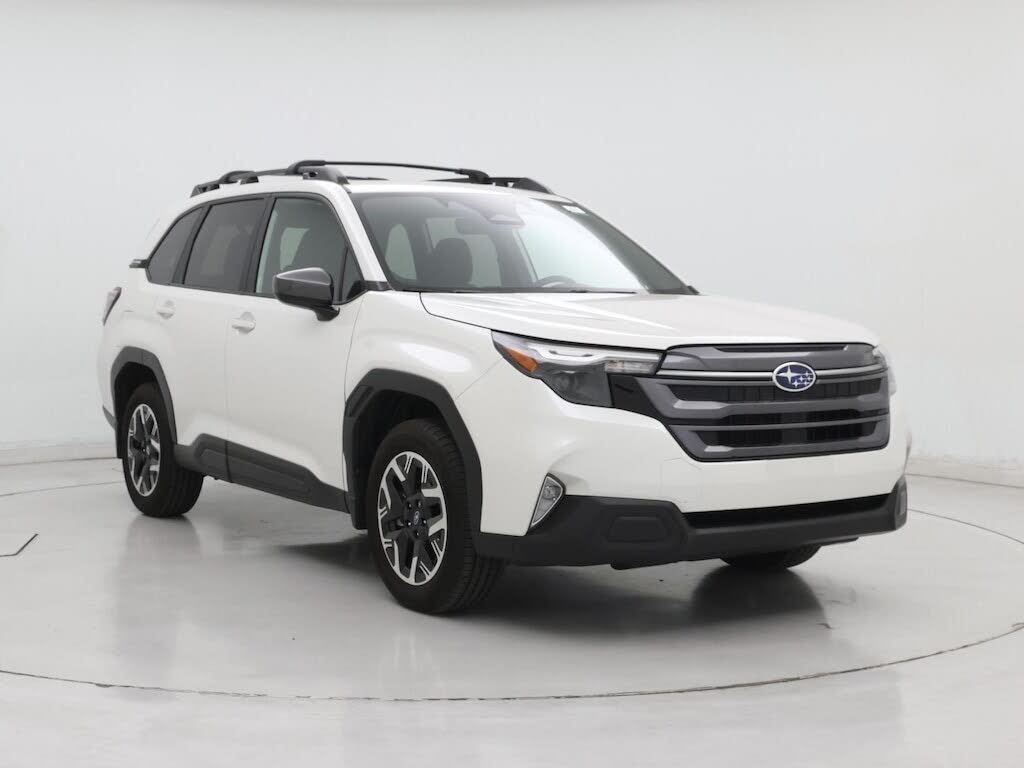 2025 Subaru Forester Premium Crossover AWD