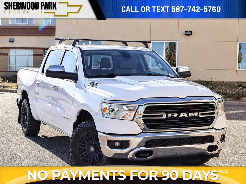 RAM 1500 Big Horn Crew Cab 4WD 2019