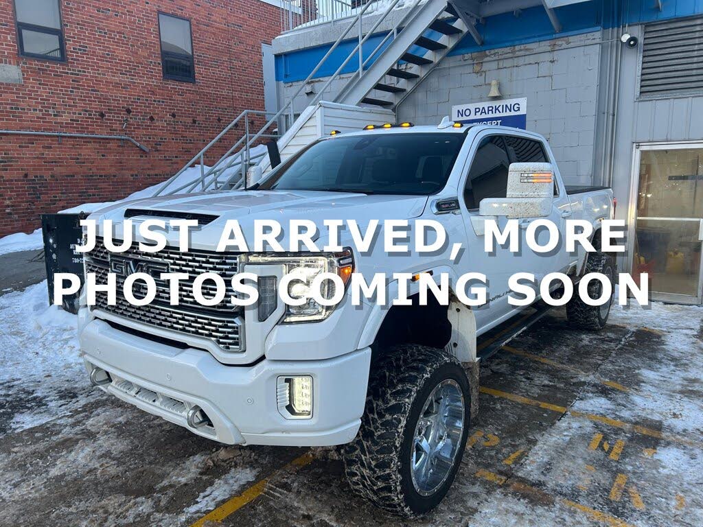 2022 GMC Sierra 2500HD Denali Crew Cab 4WD