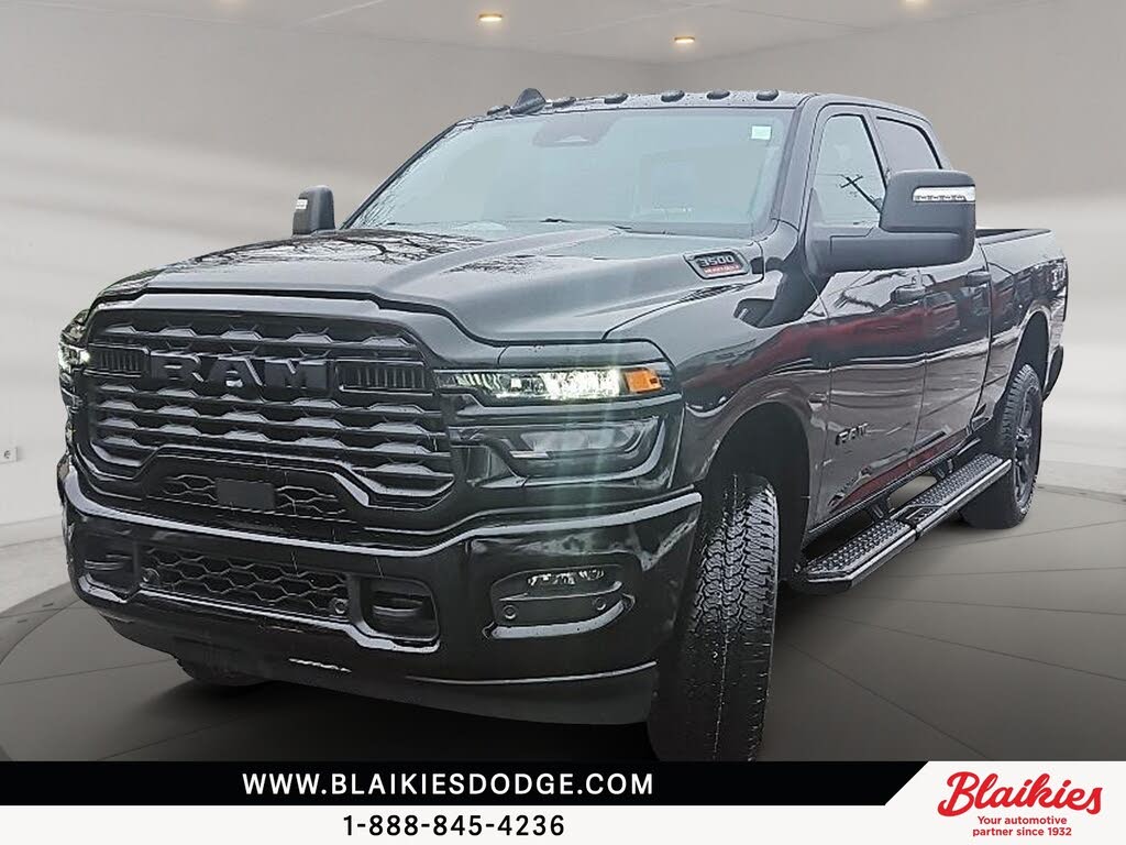 2026 RAM 3500 Big Horn Crew Cab 4WD