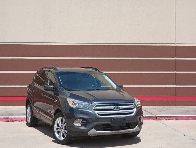 2018 Ford Escape Titanium FWD