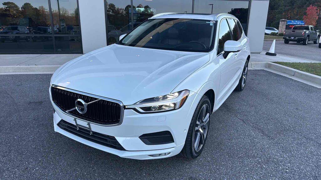 2019 Volvo XC60 T5 Momentum AWD