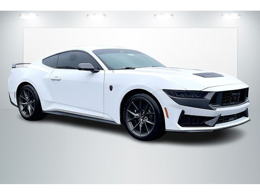 2025 Ford Mustang Dark Horse Fastback RWD