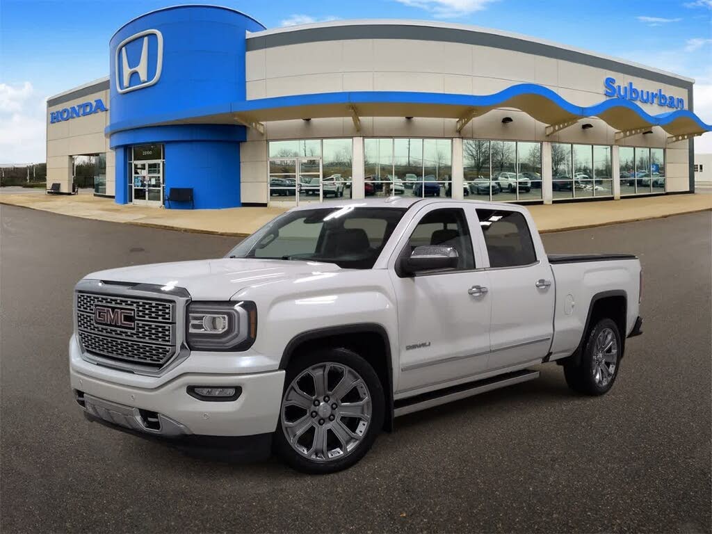 2017 GMC Sierra 1500 Denali Crew Cab 4WD