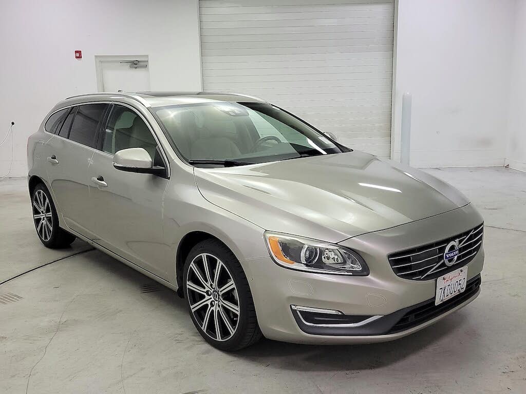 2015 Volvo V60 2015.5 T5 Platinum