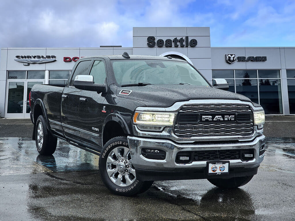2022 RAM 3500 Limited Crew Cab LB 4WD