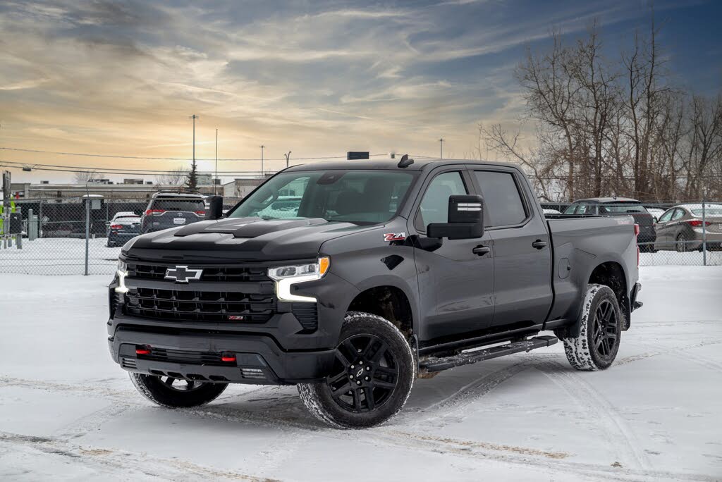 Chevrolet Silverado 1500 LT Trail Boss Crew Cab 4WD 2024