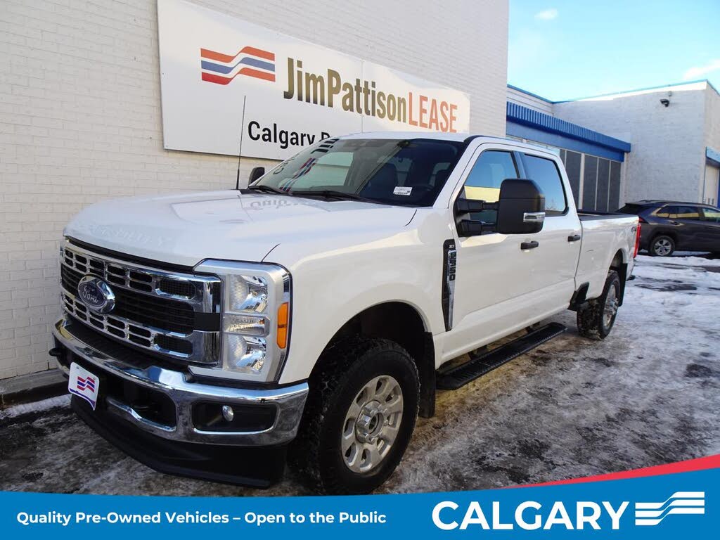 2023 Ford F-350 Super Duty XLT Crew Cab LB 4WD